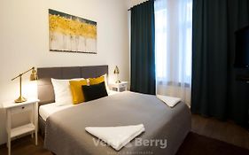 Very Berry - Garbary 27 - Apartament Z Balkonem, Old City, Check In 24H