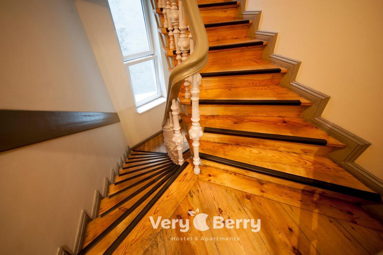 Апартаменты Very Berry - Garbary 27 - Apartament Z Balkonem, Old City, Check In 24H Познань Экстерьер фото